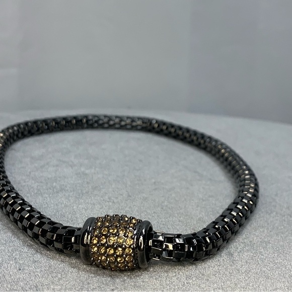 Dark chrome gunmetal chain tubular link crystal rhinestone magnetic necklace - Picture 6 of 10